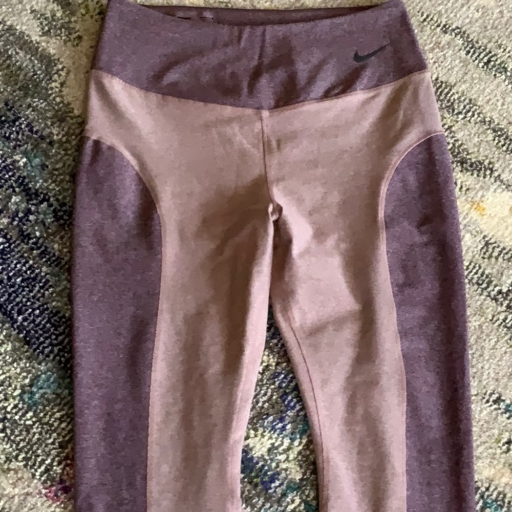 Nike sports leggings